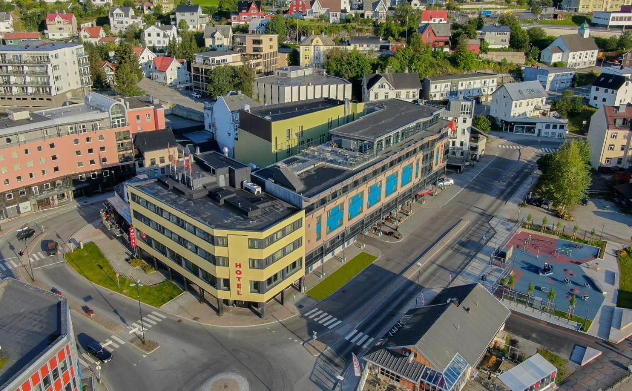 Thon Hotel Харстад Екстериор снимка