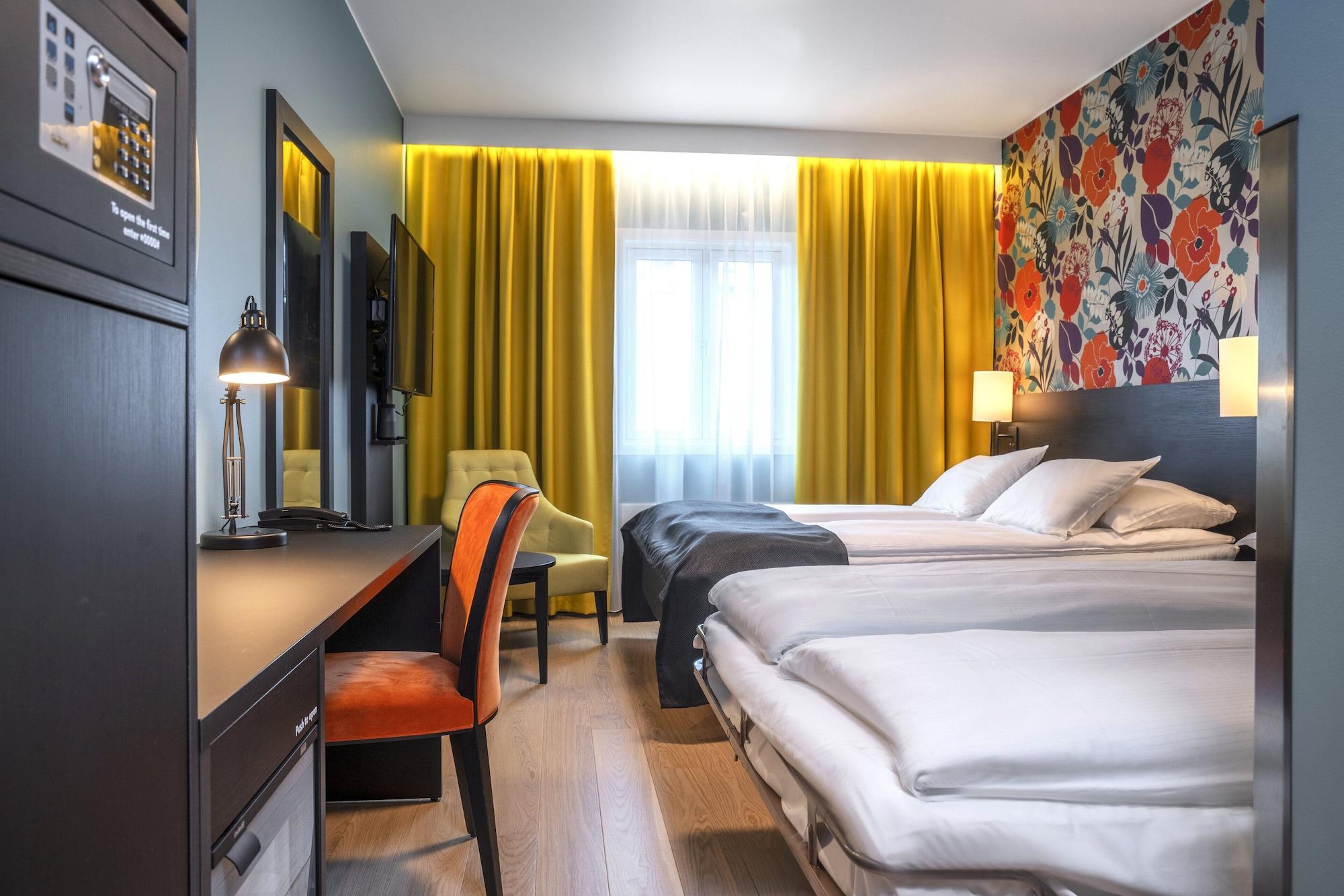 Thon Hotel Харстад Екстериор снимка