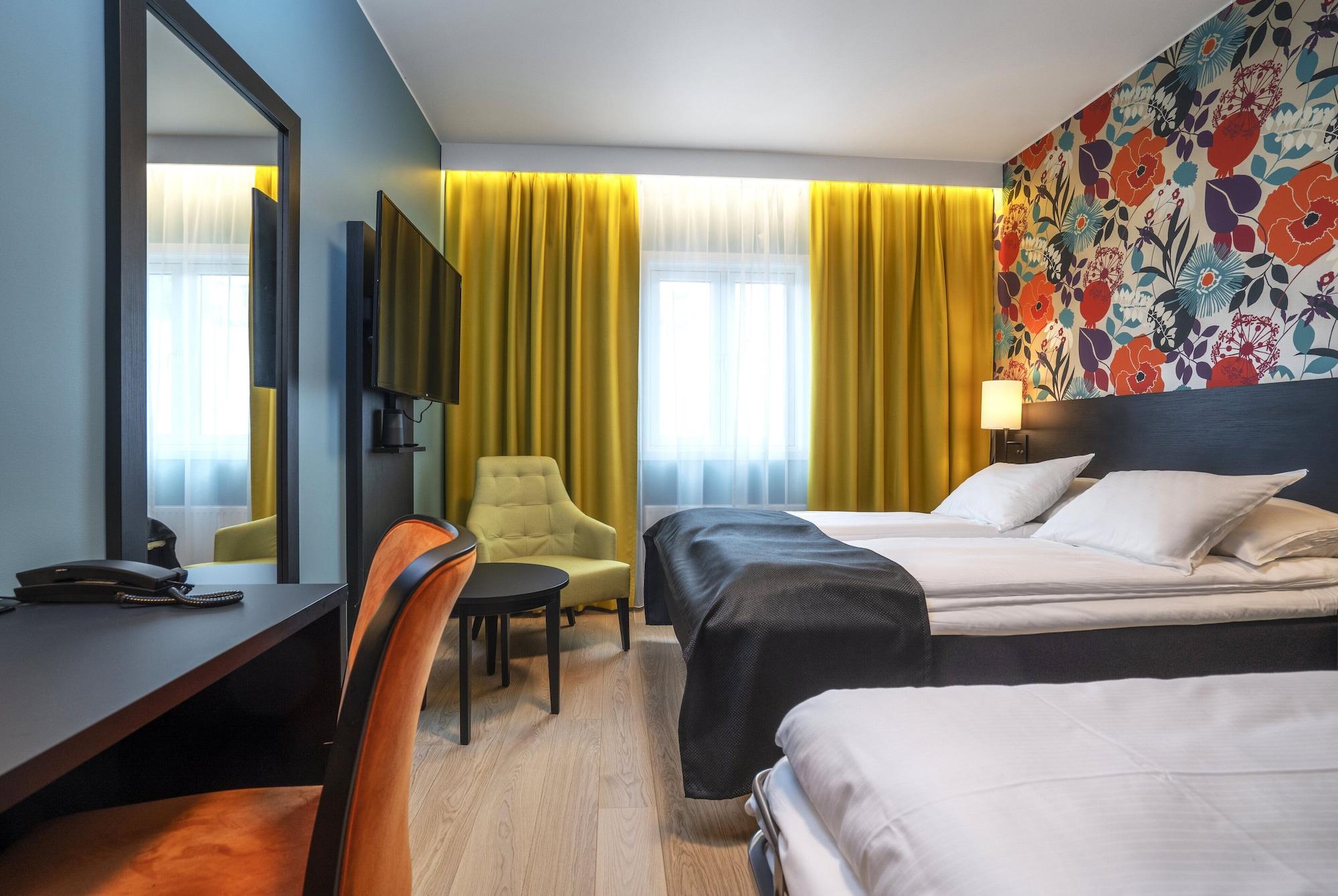 Thon Hotel Харстад Екстериор снимка