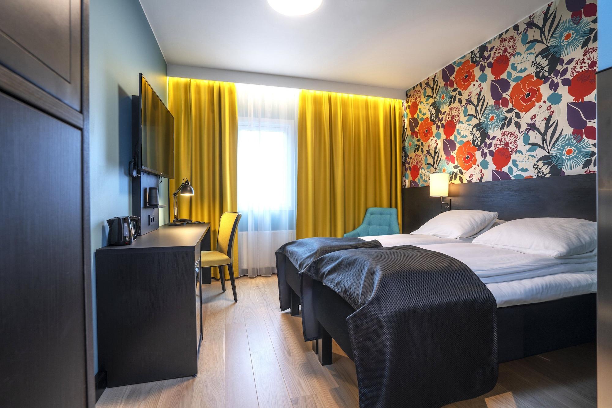 Thon Hotel Харстад Екстериор снимка