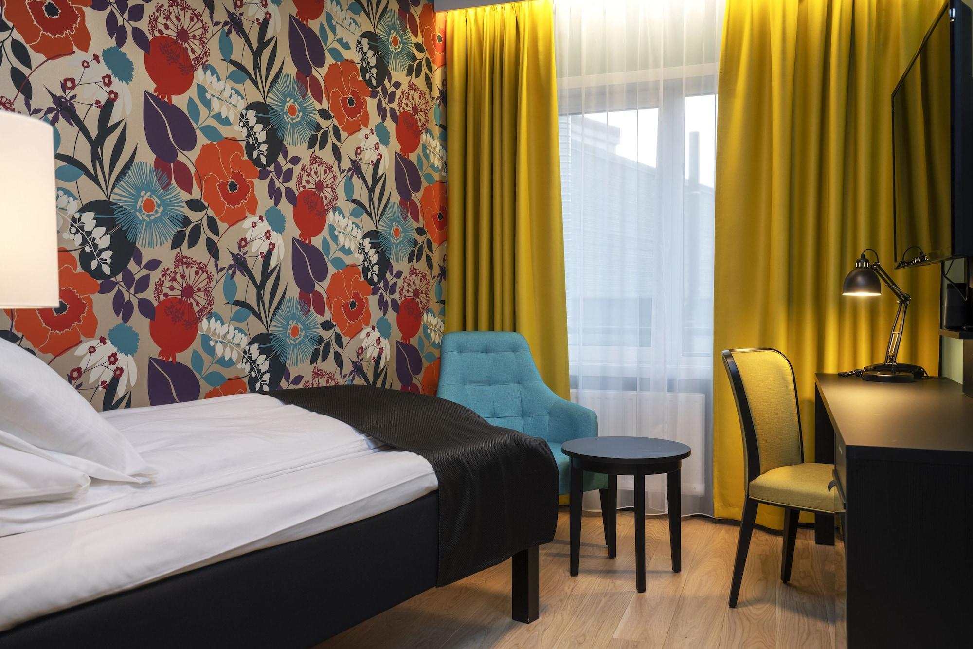 Thon Hotel Харстад Екстериор снимка