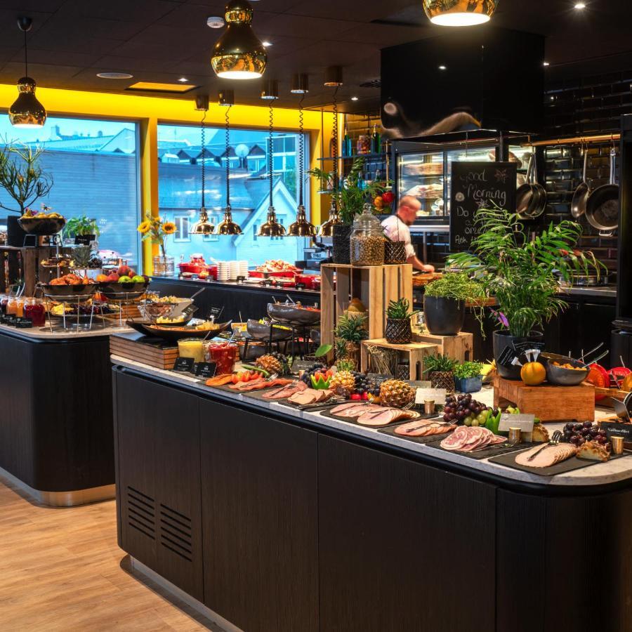 Thon Hotel Харстад Екстериор снимка